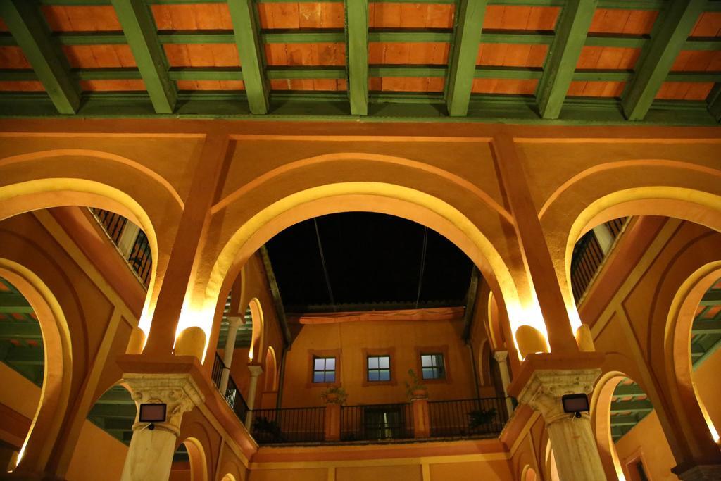 Casa Palacio De Carmona Экстерьер фото
